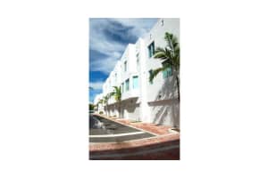 2150 Van Buren Street 101, Hallandale Beach