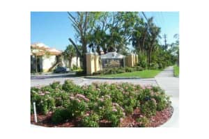 10709 Cleary Bl 310, Plantation