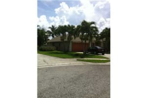 104 N Royal Pine Cr, Royal Palm Beach