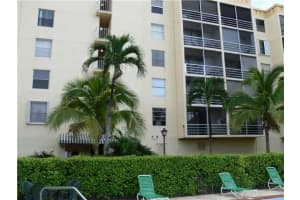 2935 Ne 163 St 4f, Miami Beach