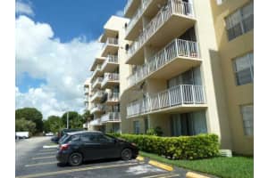 13120 Sw 92 Av B-111, Miami