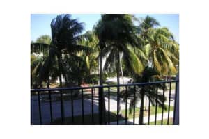 265 Grapetree Dr 112, Kendall