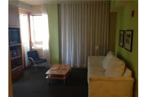 100 Collins Av 300, Miami Beach