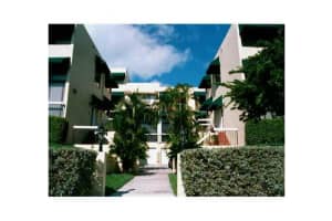 219 E Enid Dr 39, Key Biscayne