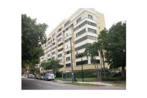 2950 Sw 3 Av 4b, Miami