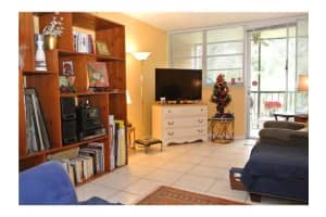 16518 Ne 26 Av 302, North Miami Beach