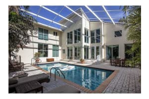 6860 Sunrise Ct, Coral Gables