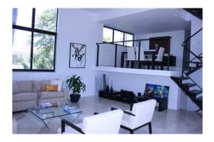 225 E Enid Dr 44, Key Biscayne