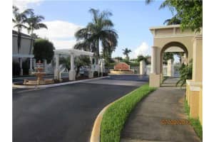 3126 Nw 101 Ct 3126, Doral
