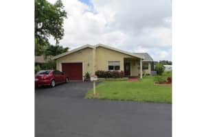 8973 Nw 9th Pl, Plantation