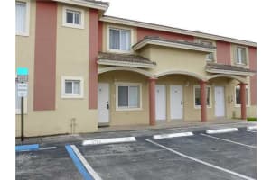 5725 Nw 109 Av 23, Doral