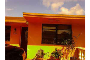 2210 Sw 122 Av 6, Unincorporated Dade