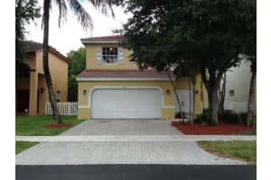 5740 S Sable Cr, Margate
