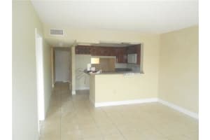 15470 Sw 82 Ln 323, Miami