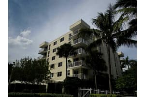 16590 Ne 26 Av 202, North Miami Beach