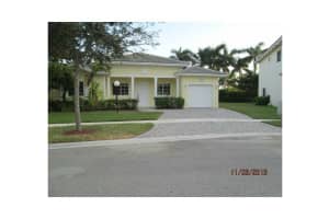 2844 Ne 3 Dr, Homestead