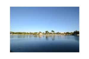 1782 Sw 132nd Wy, Davie