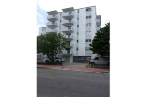 240 Collins Av 3a, Miami Beach