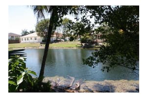 7740 Sw 163 Pl, Miami