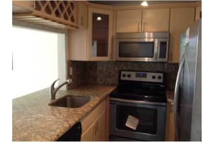 2935 Ne 163 St 6c, North Miami Beach