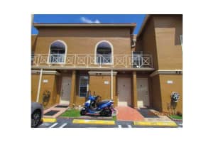 1179 Nw 124 Av 2206, Miami