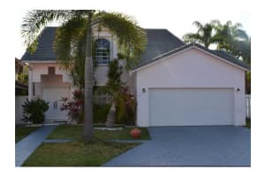 8925 Sw 108 Cr, Miami