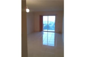 1075 W 68 St 416, Hialeah