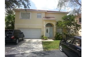 290 Sw 99 Av, Pembroke Pines