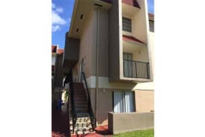 3901 Sw 109 Av F-05, Miami