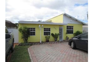 2030 Sw 106 Ct, Miami