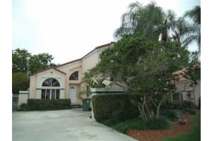 1731 Harbour Side Dr, Weston