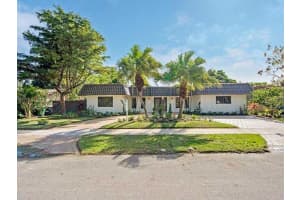 2080 Ne 203 Te, Miami