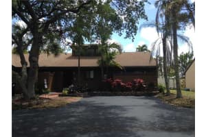 9312 Sw 132 St 9312, Miami