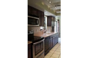 5612 Limehill Rd 5612, Lauderhill