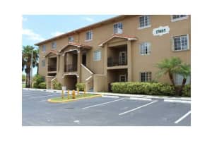 17405 Nw 75 Pl 111, Palm Springs