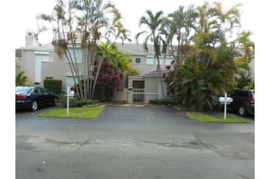 7021 Sw 56 St -, Miami