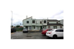 2400 W 52 Te 1-7, Hialeah