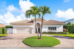 899 S Granada Drive, Boca Raton