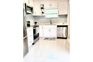 2533 Ne 12th Terrace, Pompano Beach