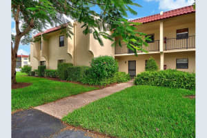 2050 Oleander Boulevard 10-103, Fort Pierce