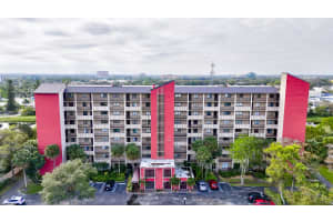 2200 S Cypress Bend Drive S 702, Pompano Beach