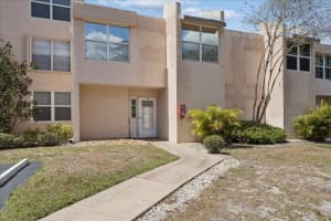 9491 Evergreen Place 108, Davie
