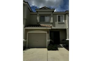 5927 Nw 47th Way, Coconut Creek