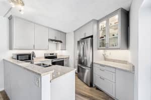 3827 Victoria Drive, West Palm Beach