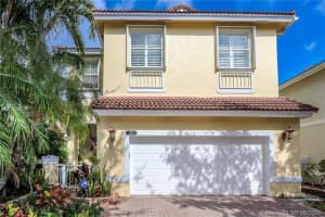 1115 Linden Street, Hollywood