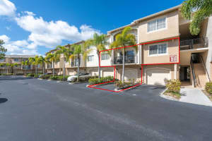 1000 Crestwood Ct Court S 1013, Royal Palm Beach
