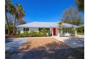527 E Causeway Boulevard, Vero Beach