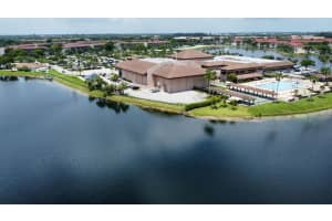 1401 Sw 134 Way 307, Pembroke Pines