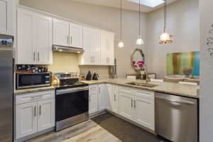 8207 Nw 70th Street 8207, Tamarac