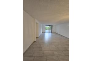 2500 Parkview Drive 412, Hallandale Beach